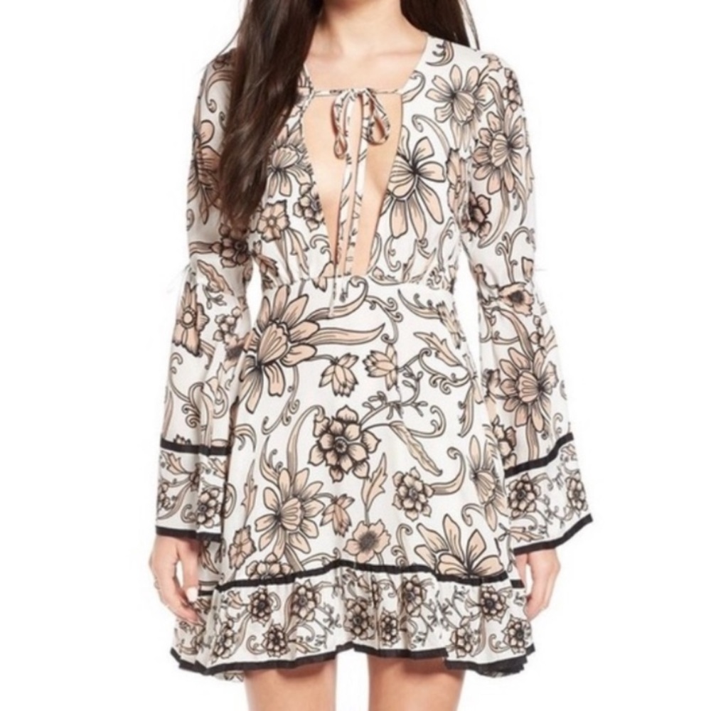 For Love And Lemons | Ayla Plunging Neck Dress | L